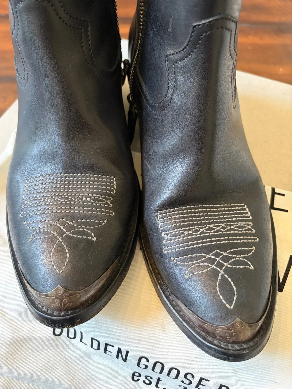 Golden Goose women’s Black Leather “young”  Western Ankle Boots
